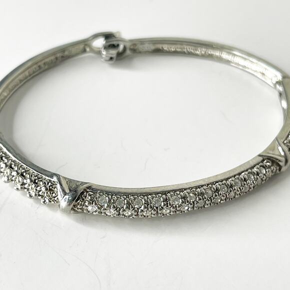 Vintage Avon Bracelet Rhinestone Bangle Silver Tone 80s Glam Jewelry Fashion - Picture 13 of 16
